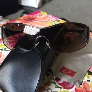 Ray ban sunglasses